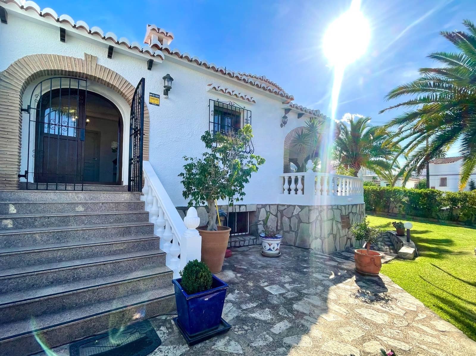 2 chambre Villa/Maison à vendre à Denia avec piscine garage - 650 000 € (Ref: 8559382)