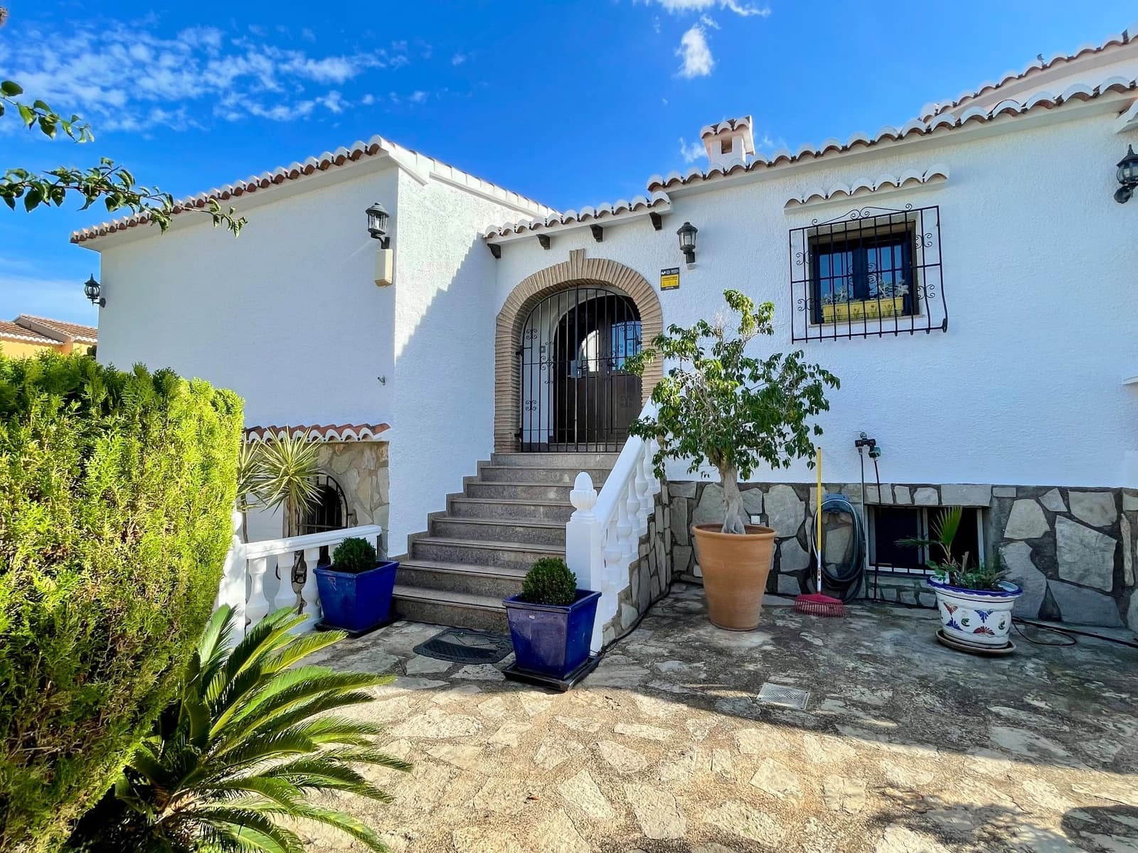 2 chambre Villa/Maison à vendre à Denia avec piscine garage - 650 000 € (Ref: 8559382)