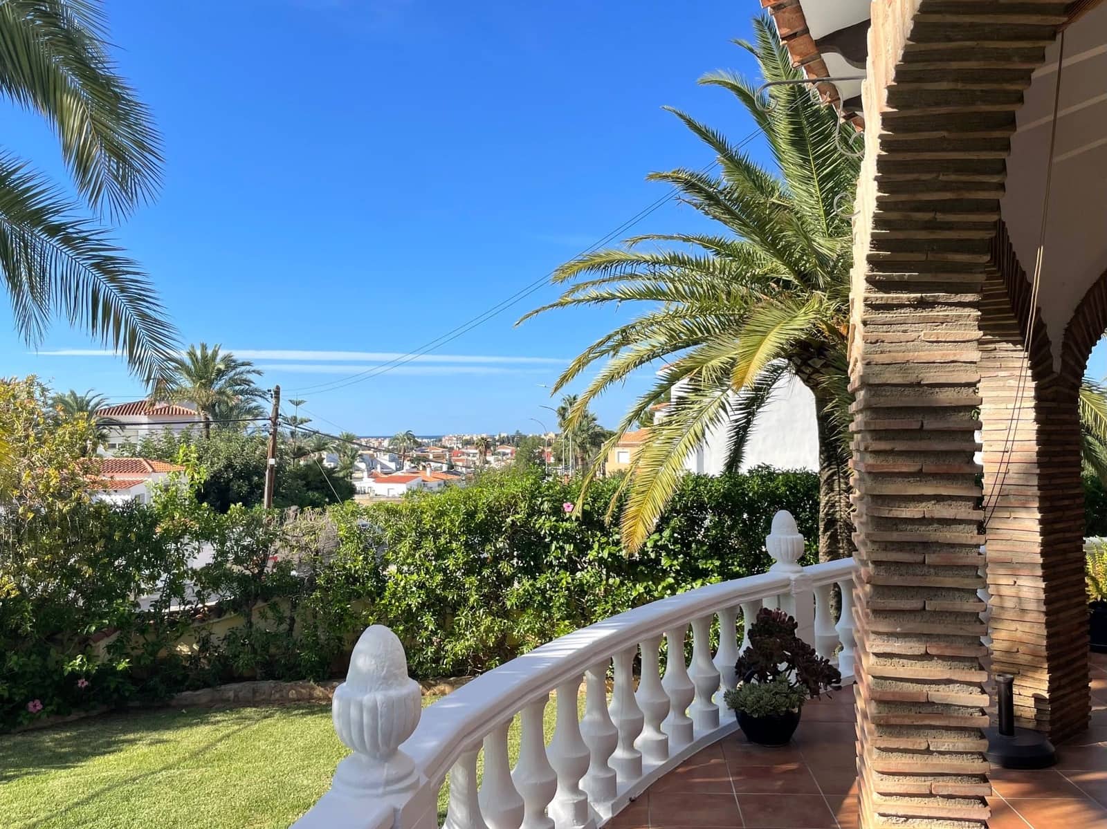 2 chambre Villa/Maison à vendre à Denia avec piscine garage - 650 000 € (Ref: 8559382)