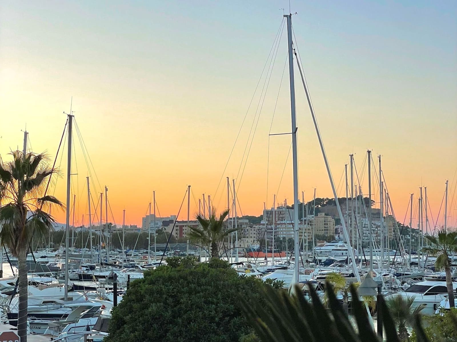 3 soveværelse Lejlighed til salg i Denia med swimmingpool garage - € 610.000 (Ref: 8588244)