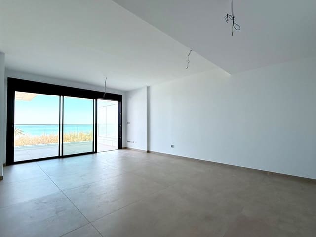 2 quarto Apartamento para venda em Les Bassetes - El Marjal, Dénia com piscina garagem - 698 000 € (Ref: 8648089)