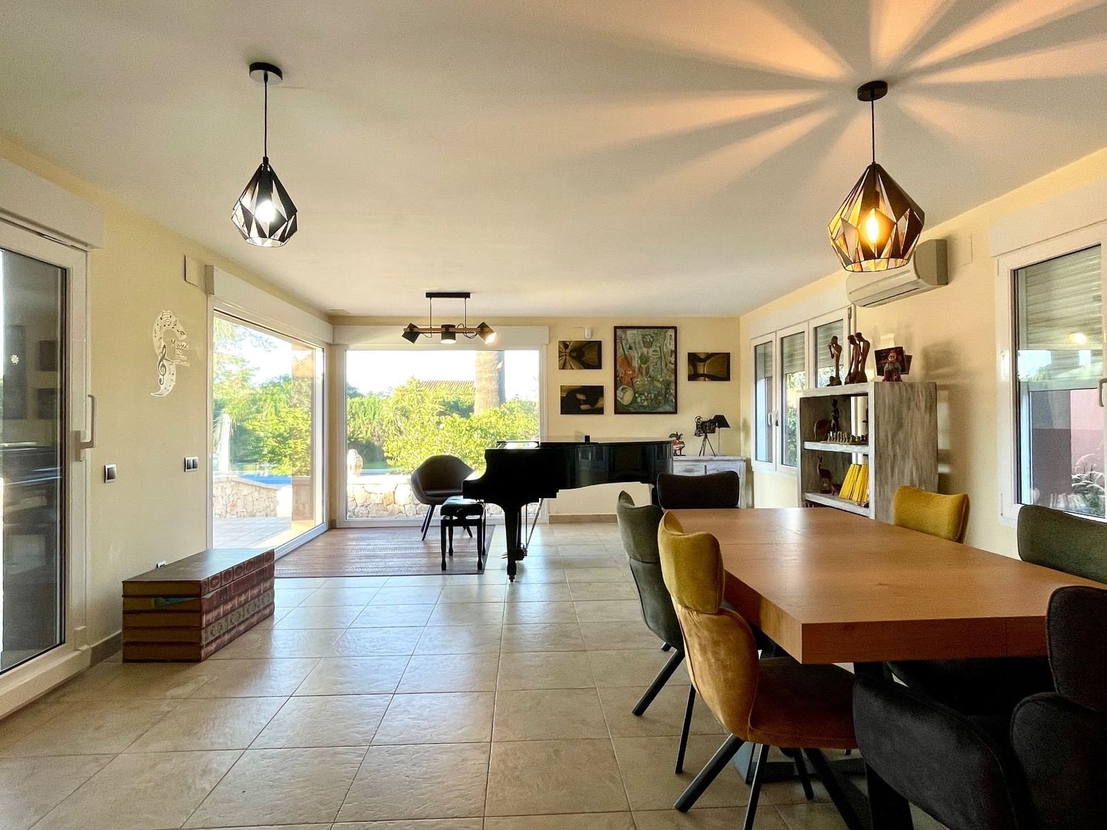 4 chambre Villa/Maison à vendre à Denia avec piscine garage - 1 200 000 € (Ref: 8703551)