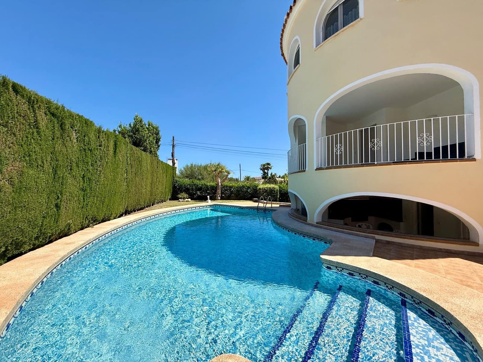 6 makuuhuone Huvila myytävänä paikassa Denia mukana uima-altaan 
autotalli - 695 000 € (Ref: 9010427)