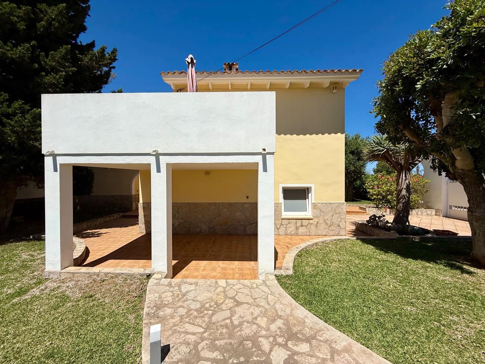 6 makuuhuone Huvila myytävänä paikassa Denia mukana uima-altaan 
autotalli - 695 000 € (Ref: 9010427)