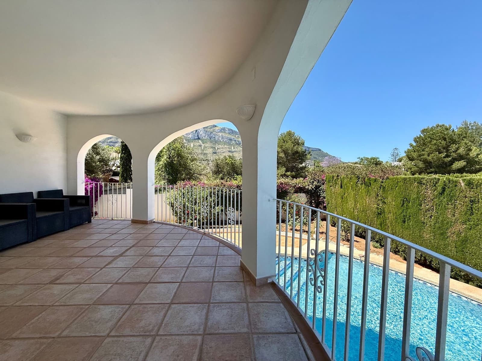 6 makuuhuone Huvila myytävänä paikassa Denia mukana uima-altaan 
autotalli - 695 000 € (Ref: 9010427)