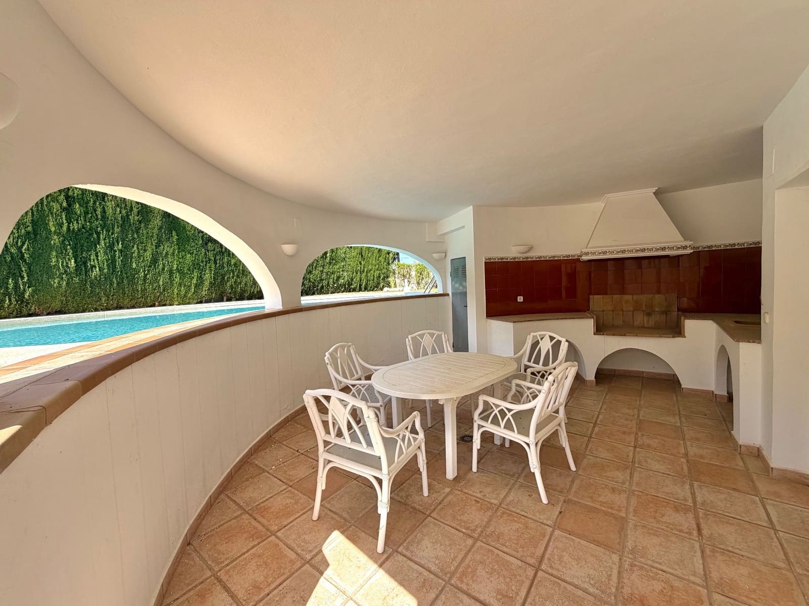 6 bedroom Villa for sale in Denia with pool garage - € 695,000 (Ref: 9010427)