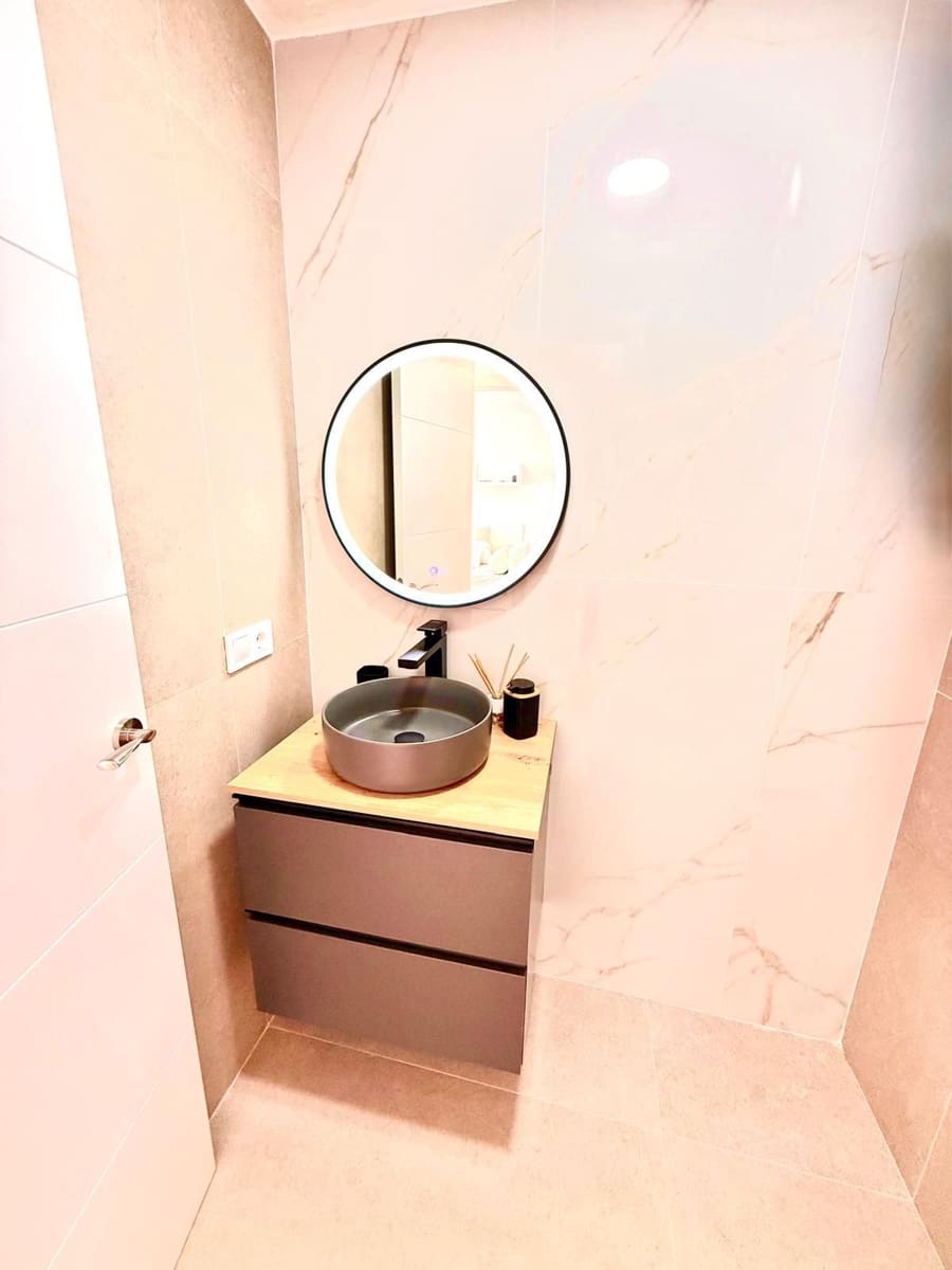 3 bedroom Apartment for sale in Oliva with pool garage - € 330,000 (Ref: 9489903)