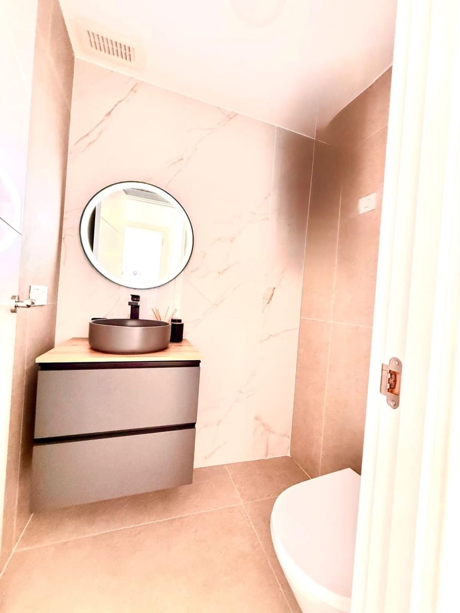 3 bedroom Apartment for sale in Oliva with pool garage - € 330,000 (Ref: 9489903)