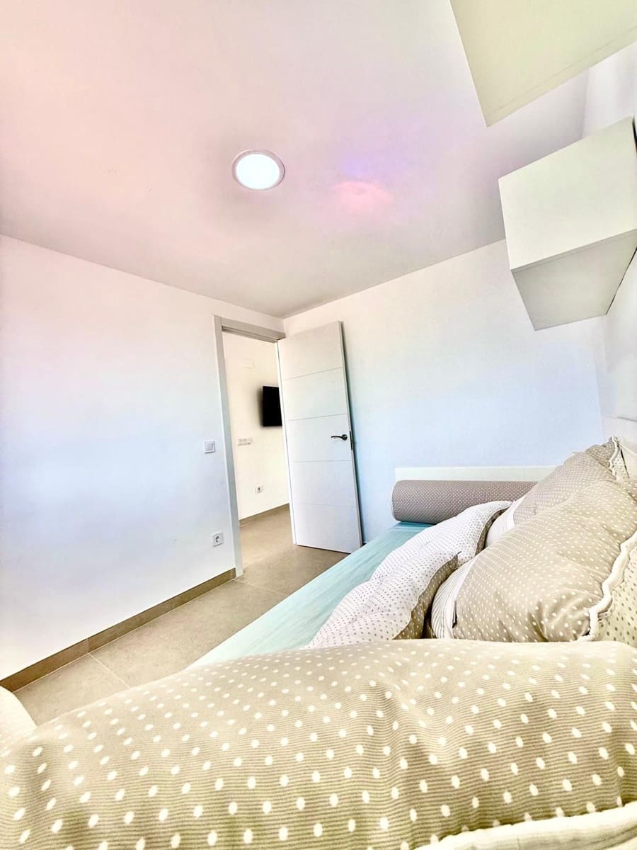 3 bedroom Apartment for sale in Oliva with pool garage - € 330,000 (Ref: 9489903)