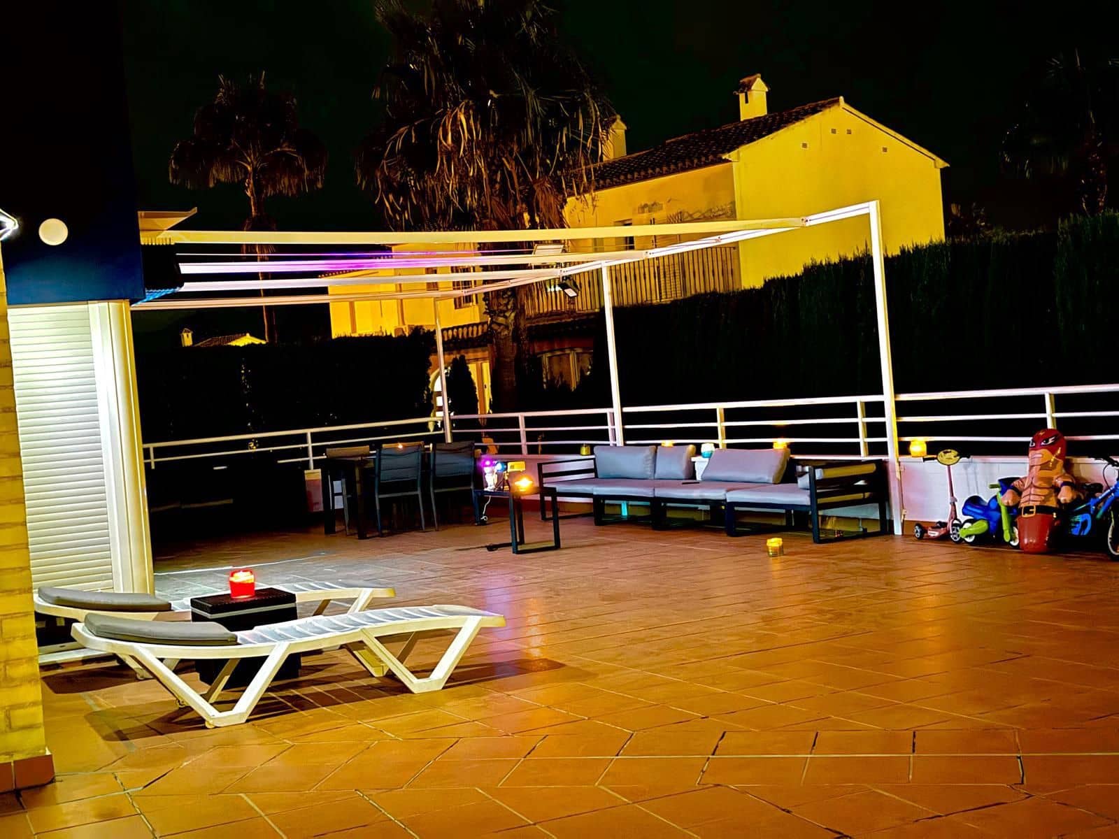 3 bedroom Apartment for sale in Oliva with pool garage - € 330,000 (Ref: 9489903)