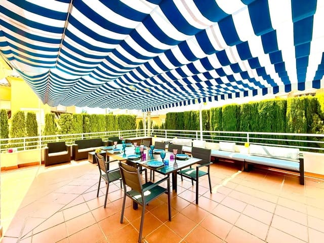 3 slaapkamer Appartement te koop in Oliva Nova, Oliva met zwembad garage - € 330.000 (Ref: 9489903)