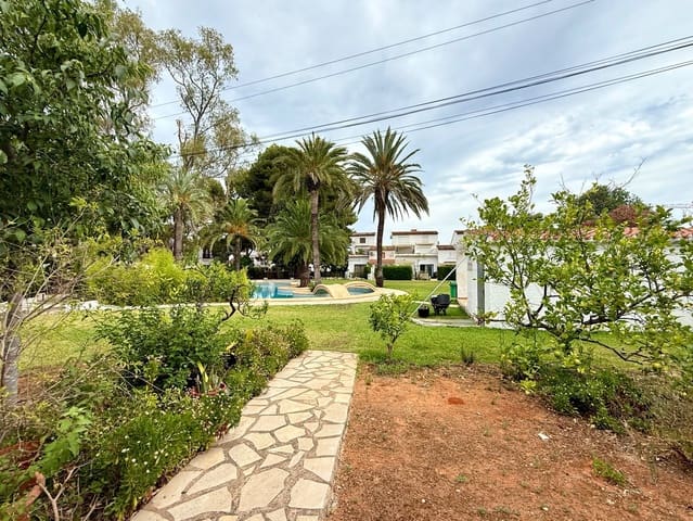 3 camera da letto Villetta Bifamiliare in vendita in Centro Urbano, Dénia con piscina garage - 315.000 € (Rif: 9489909)