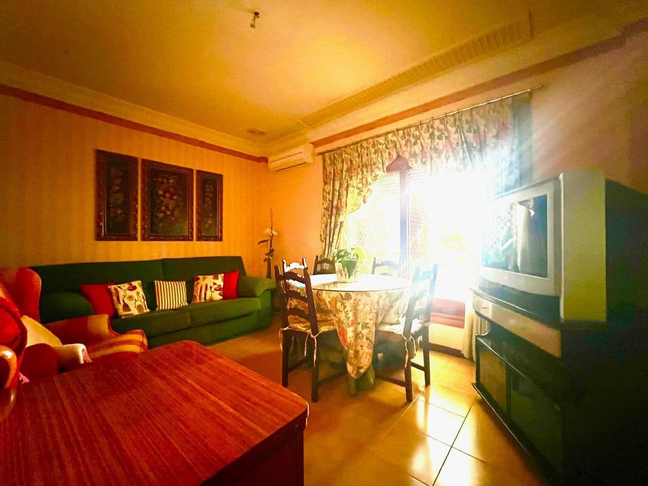 6 bedroom Flat for sale in Beniarbeig - € 199,999 (Ref: 9489913)