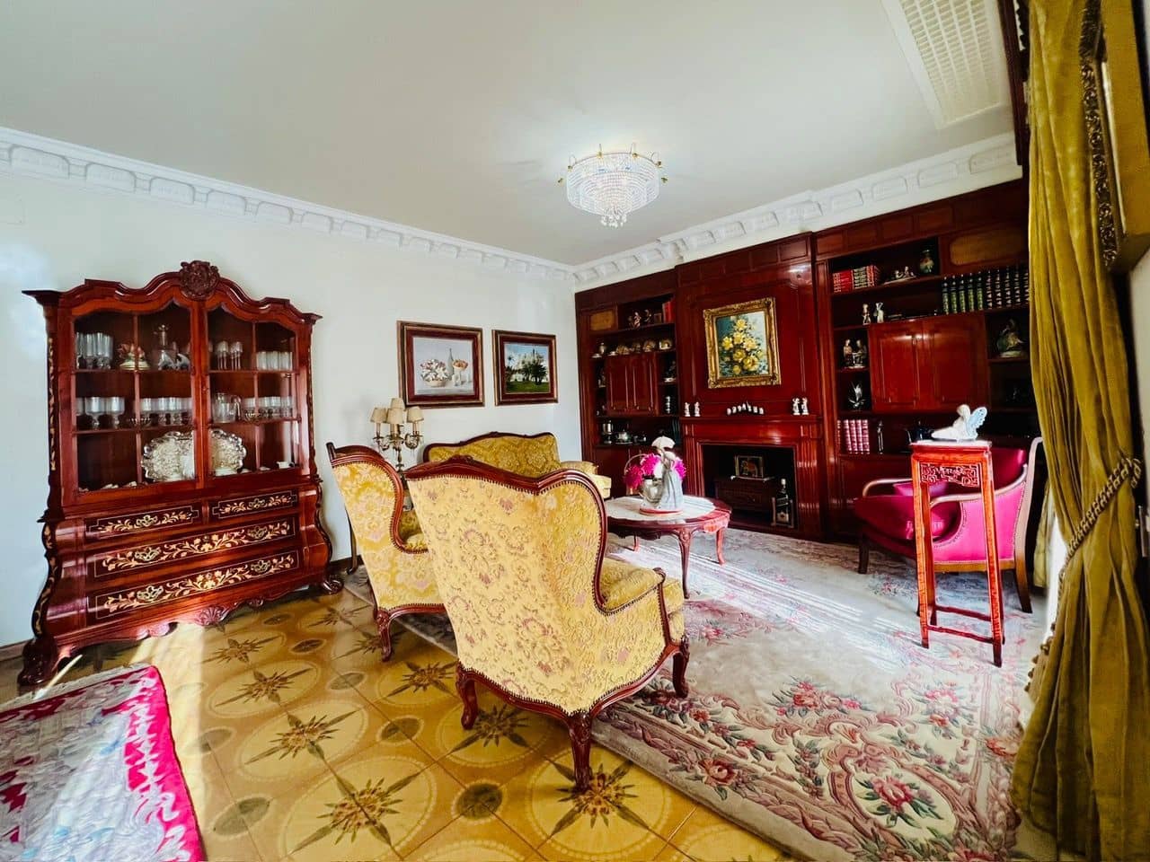 6 bedroom Flat for sale in Beniarbeig - € 199,999 (Ref: 9489913)