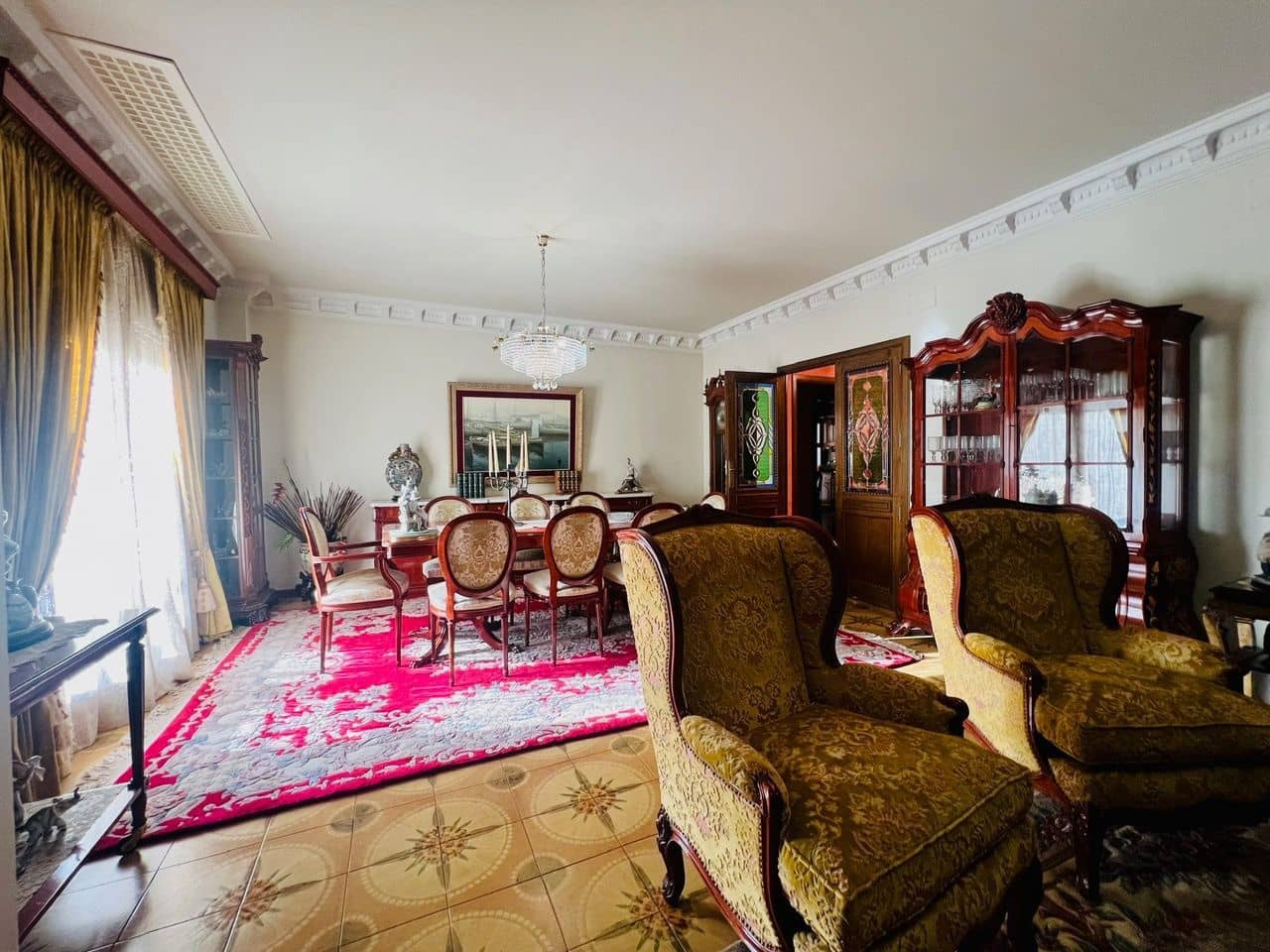 6 bedroom Flat for sale in Beniarbeig - € 199,999 (Ref: 9489913)