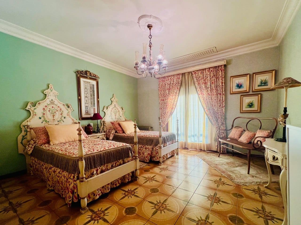 6 bedroom Flat for sale in Beniarbeig - € 199,999 (Ref: 9489913)