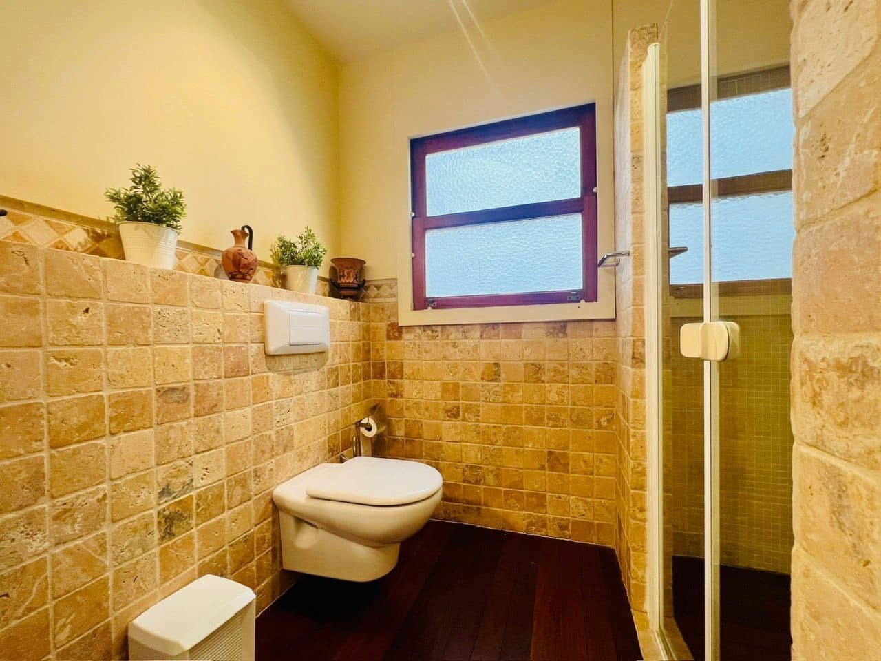 6 bedroom Flat for sale in Beniarbeig - € 199,999 (Ref: 9489913)