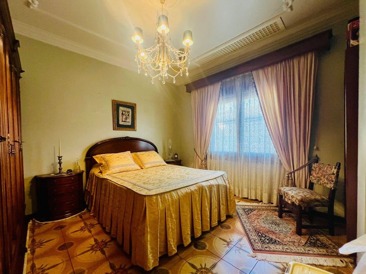 6 bedroom Flat for sale in Beniarbeig - € 199,999 (Ref: 9489913)