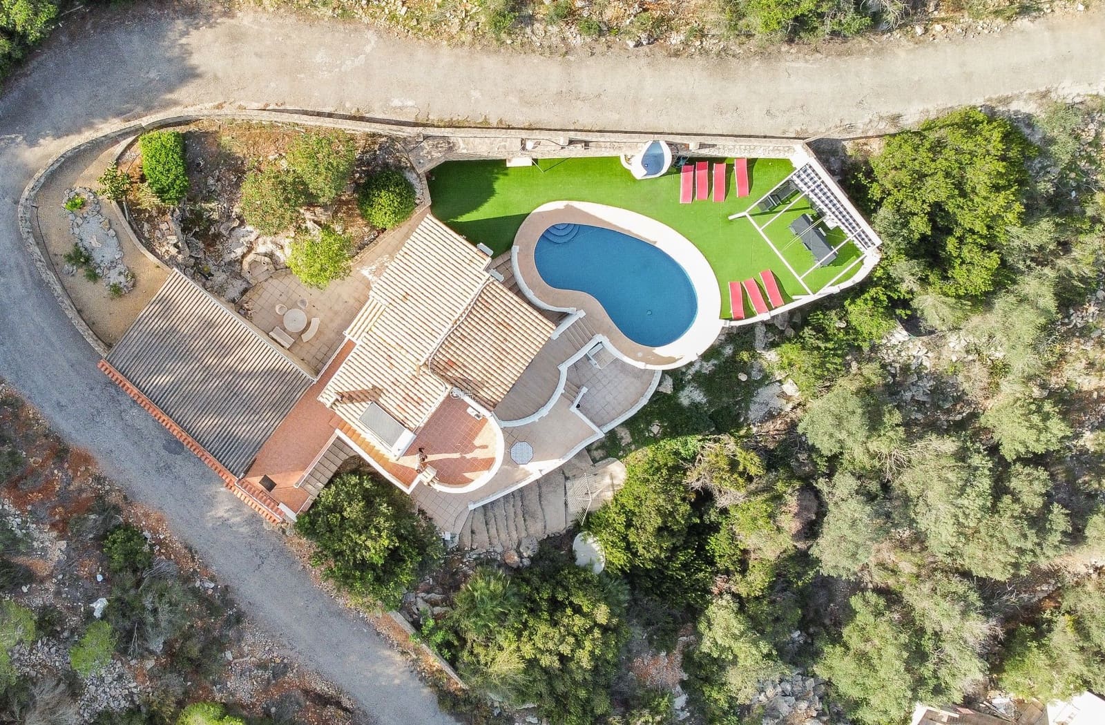 4 sypialnia Willa na sprzedaż w Denia z basenem garażem - 580 000 € (Ref: 9489919)