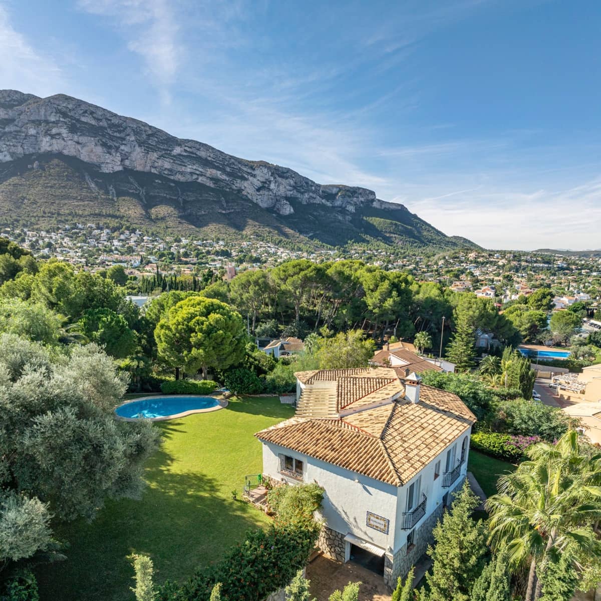 4 sovrum Villa till salu i Denia med pool garage - 950 000 € (Ref: 9489922)