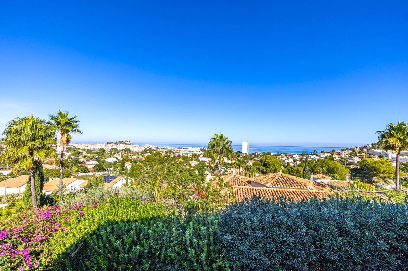 4 sovrum Villa till salu i Denia med pool garage - 950 000 € (Ref: 9489922)