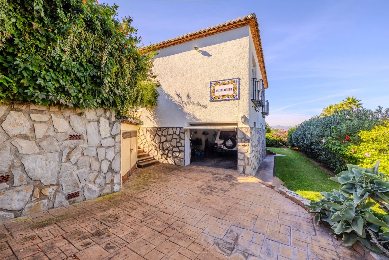 4 sovrum Villa till salu i Denia med pool garage - 950 000 € (Ref: 9489922)