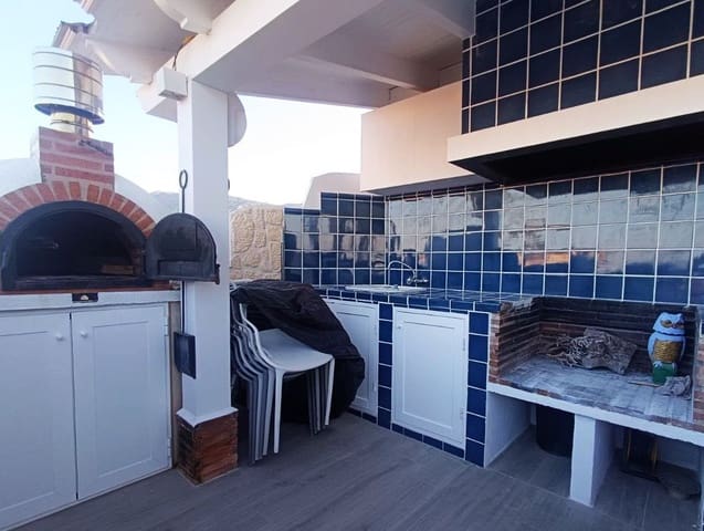 3 soveværelse Penthouse til salg i Centro Urbano, Dénia med garage - € 720.000 (Ref: 9489924)