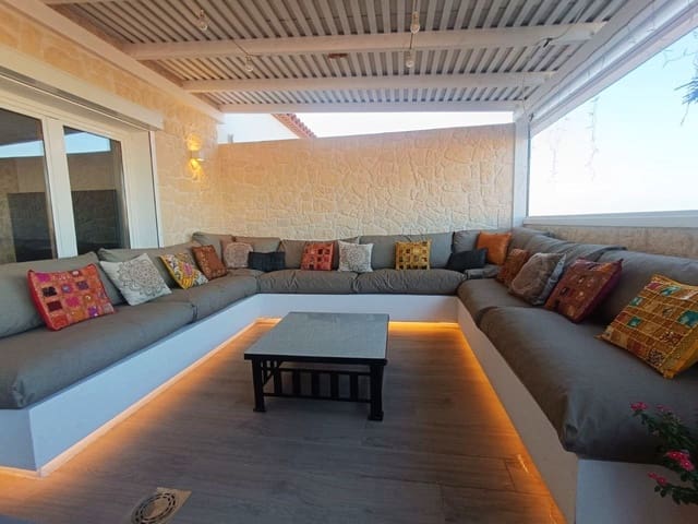 3 soveværelse Penthouse til salg i Centro Urbano, Dénia med garage - € 720.000 (Ref: 9489924)