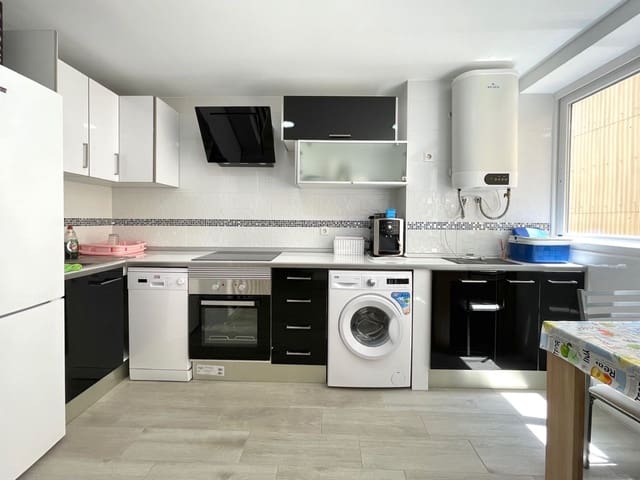 2 soveværelse Lejlighed til salg i Centro Urbano, Dénia - € 159.000 (Ref: 9489928)