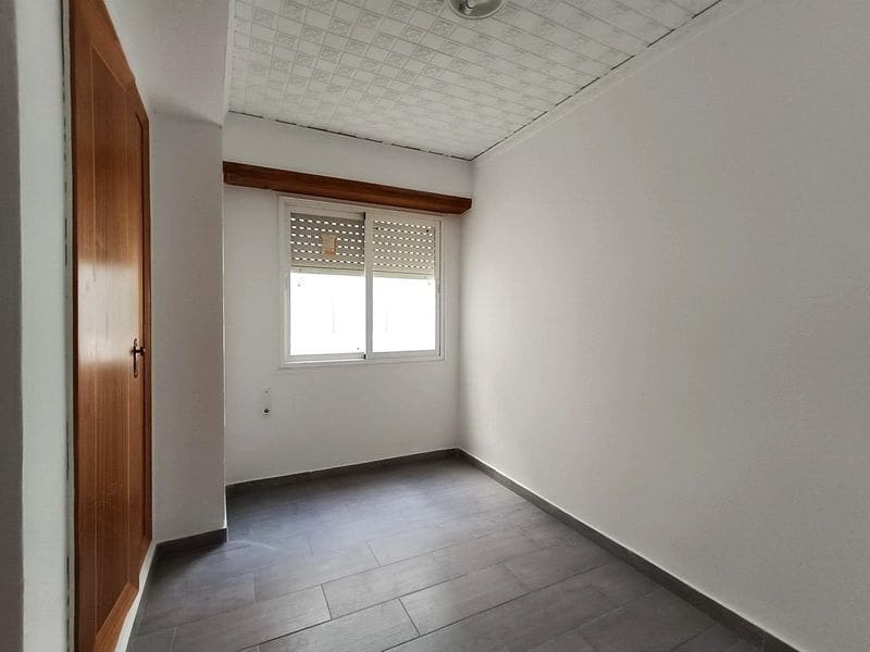 4 soveværelse Lejlighed til salg i Denia - € 229.000 (Ref: 9489929)