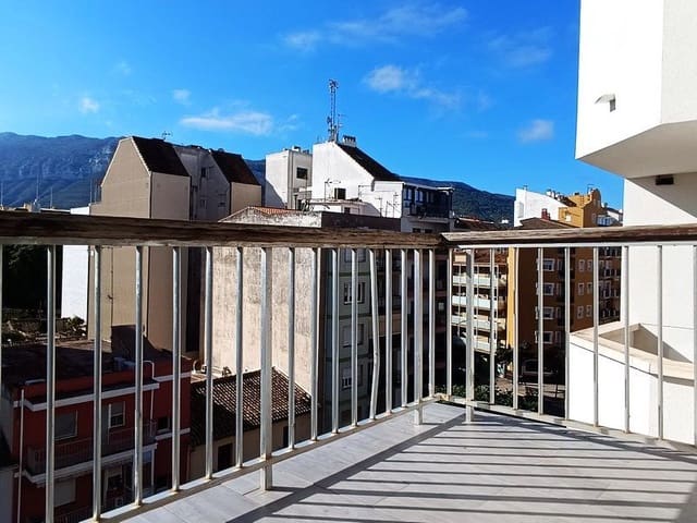 4 soveværelse Lejlighed til salg i Centro Urbano, Dénia - € 229.000 (Ref: 9489929)