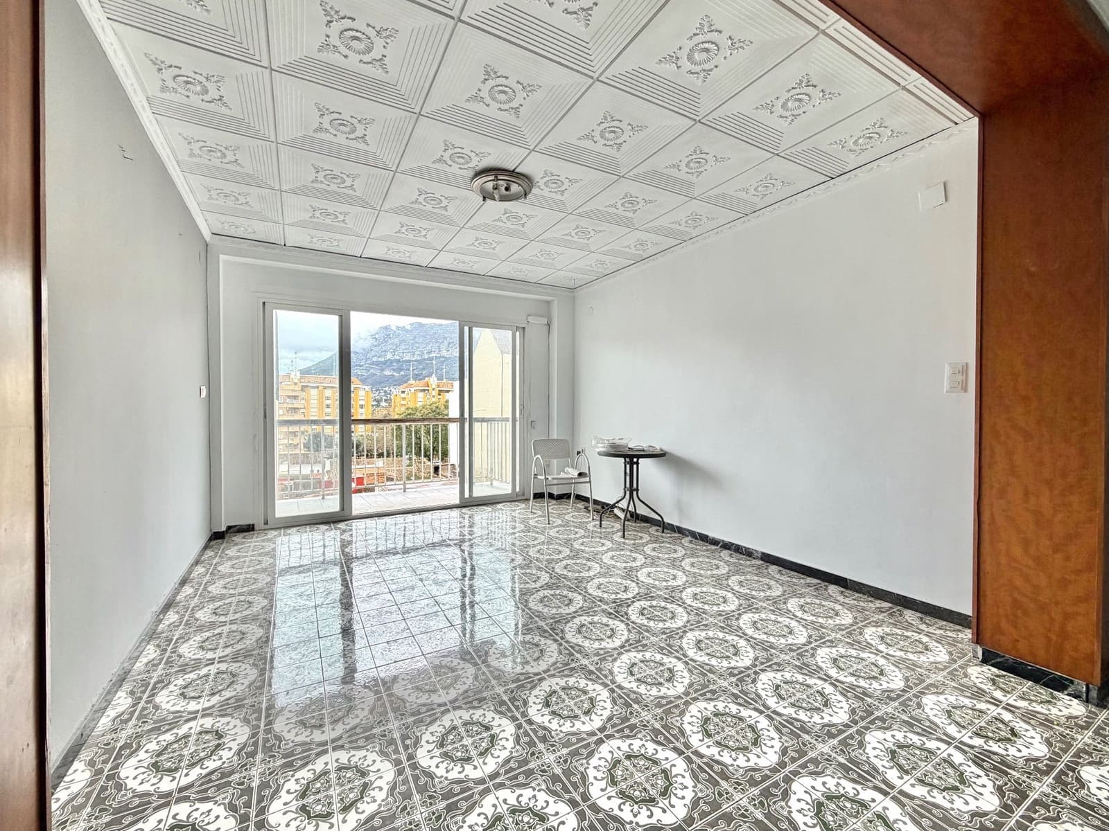 4 bedroom Flat for sale in Denia - € 229,000 (Ref: 9489929)