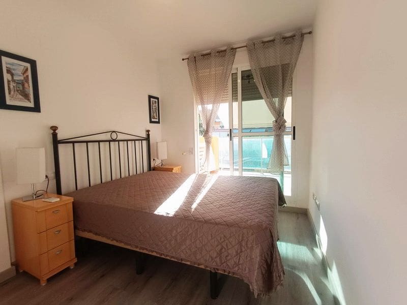 2 sovrum Lägenhet till salu i Denia med pool garage - 420 000 € (Ref: 9489932)