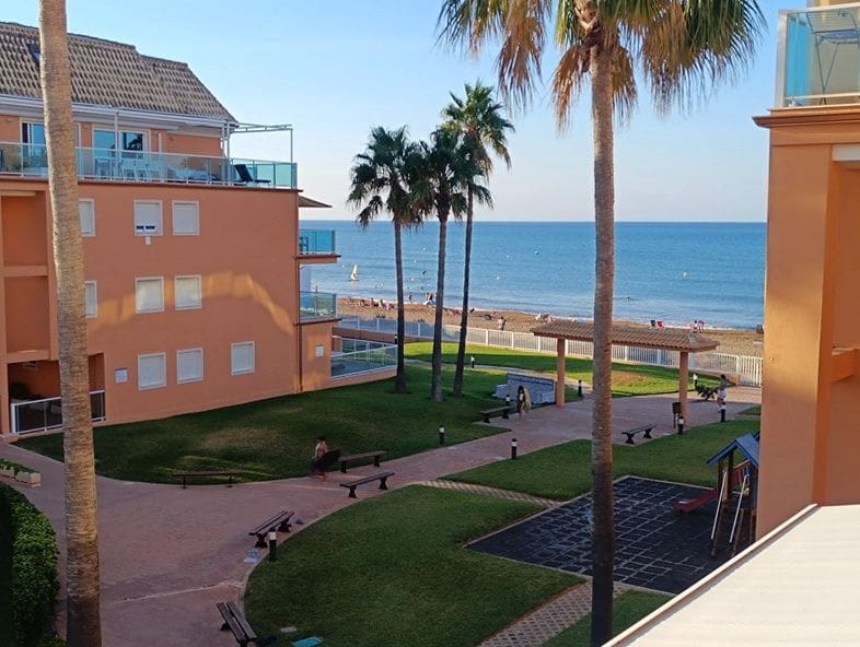 2 sovrum Lägenhet till salu i Denia med pool garage - 420 000 € (Ref: 9489932)