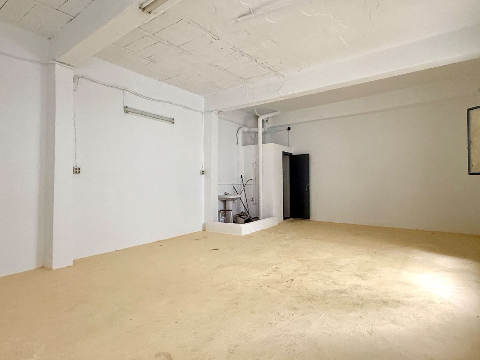 1 sovrum Kommersiell till salu i Denia - 150 000 € (Ref: 9533195)