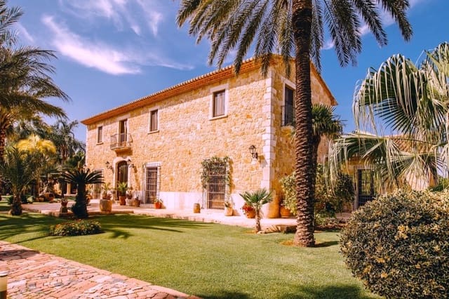 7 soverom Villa til salgs i La Xara - La Sella, Dénia med svømmebasseng garasje - € 2 490 000 (Ref: 9543049)