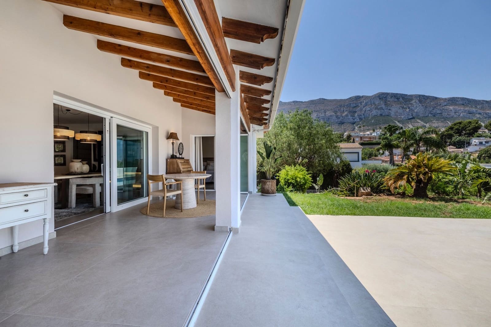 4 makuuhuone Huvila myytävänä paikassa Denia mukana uima-altaan 
autotalli - 1 290 000 € (Ref: 9585385)