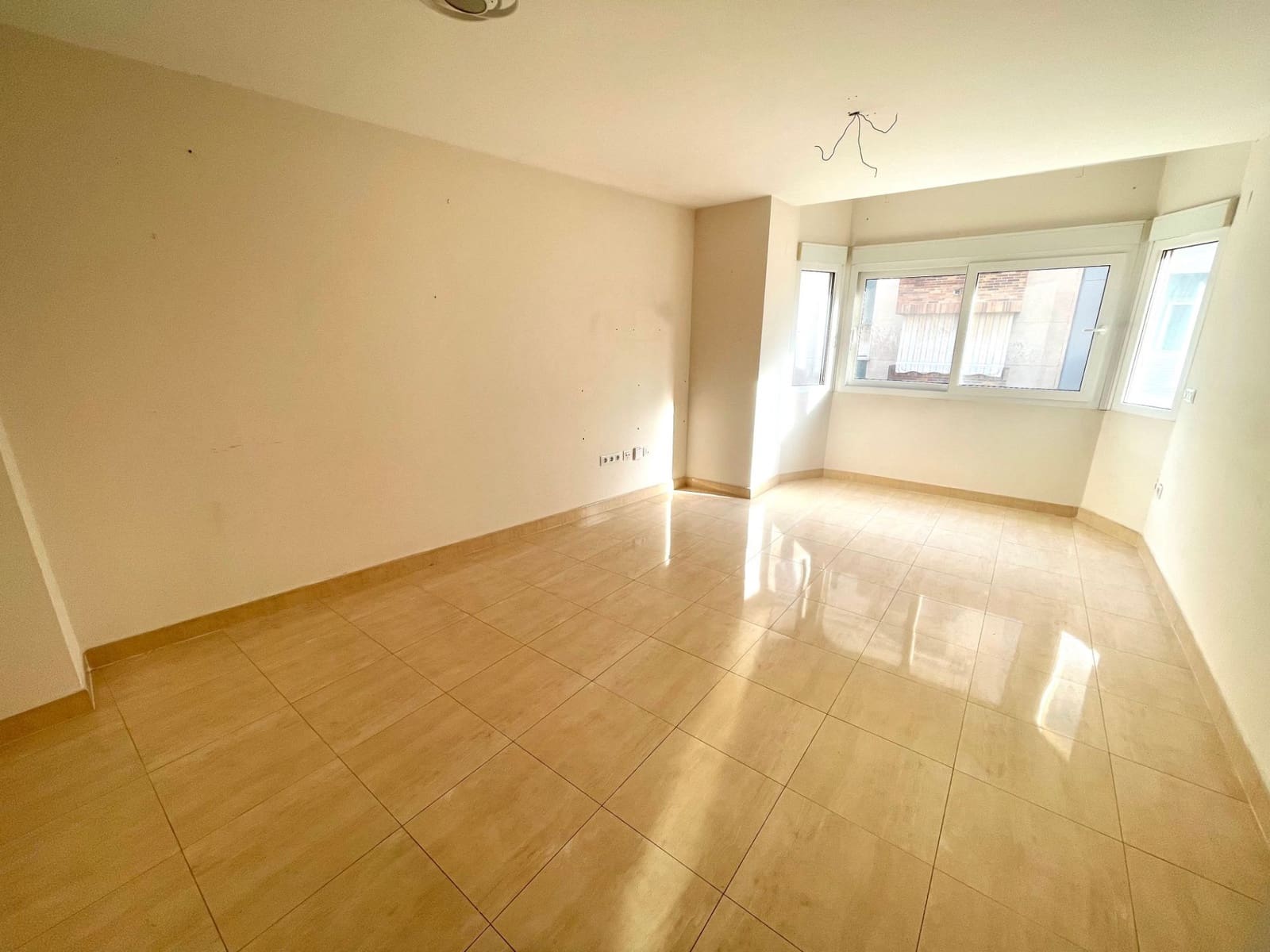 3 makuuhuone Asunto myytävänä paikassa Denia mukana 
autotalli - 280 000 € (Ref: 9585386)