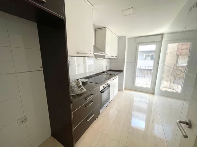 3 makuuhuone Asunto myytävänä paikassa Centro Urbano, Dénia mukana 
autotalli - 280 000 € (Ref: 9585386)