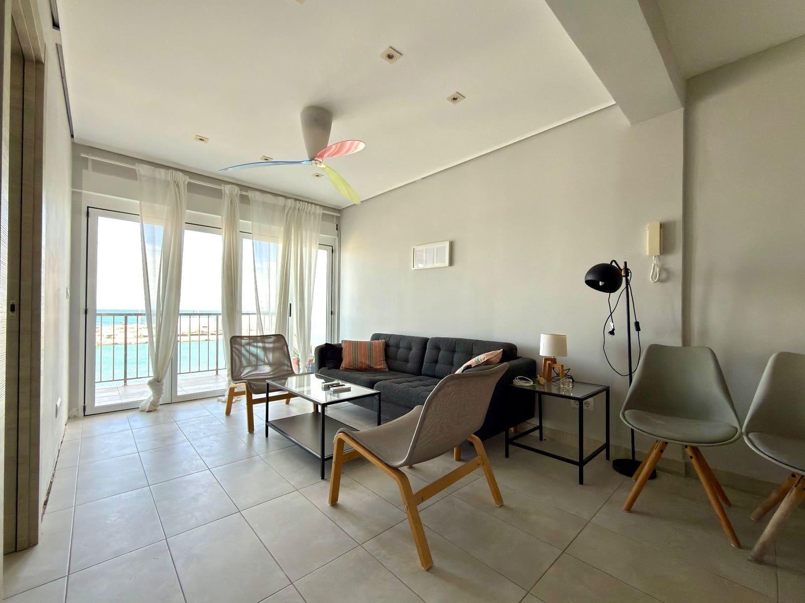 2 slaapkamer Flat te huur in Denia - € 1.300 (Ref: 9585387)
