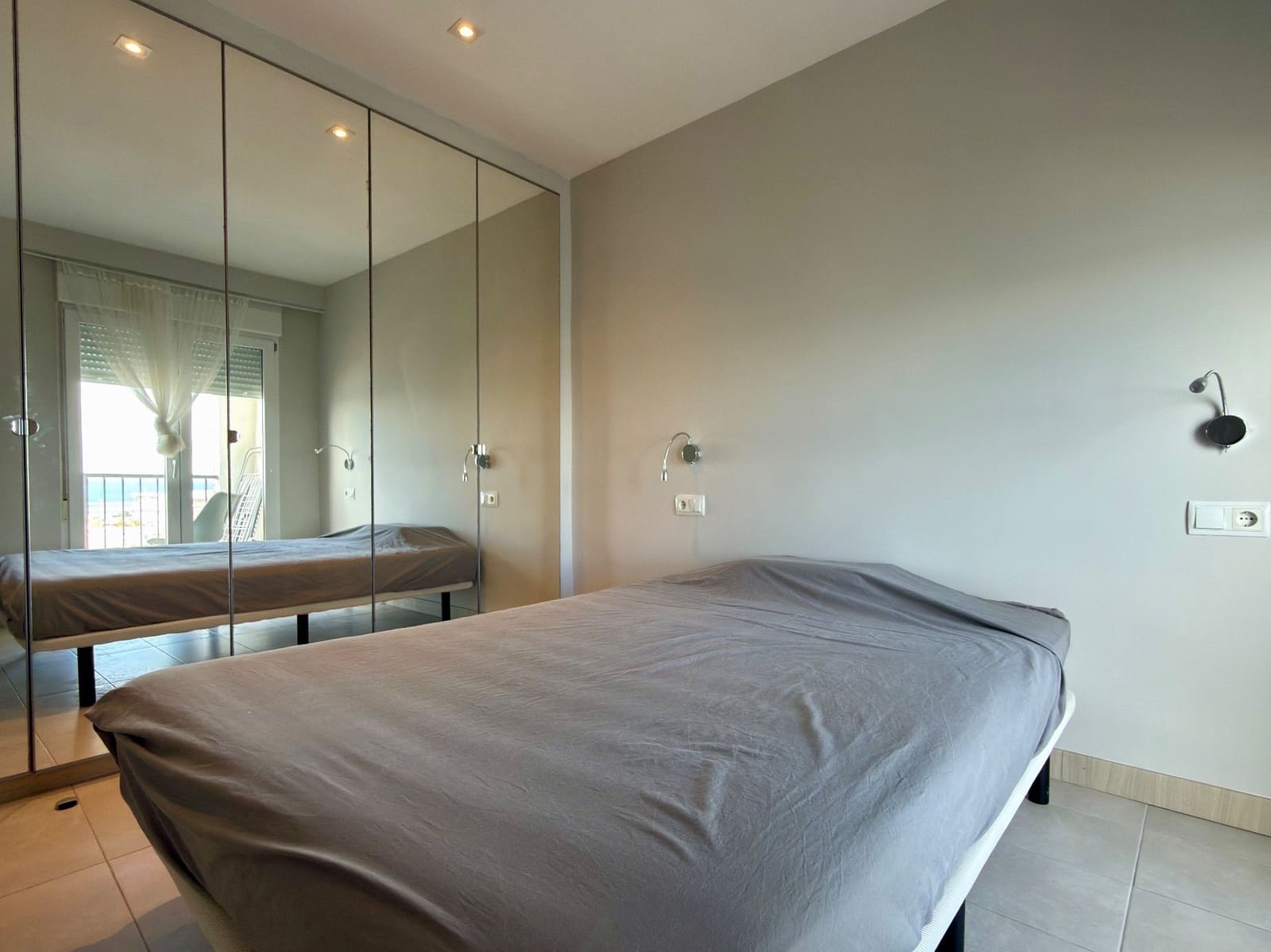 2 slaapkamer Flat te huur in Denia - € 1.300 (Ref: 9585387)