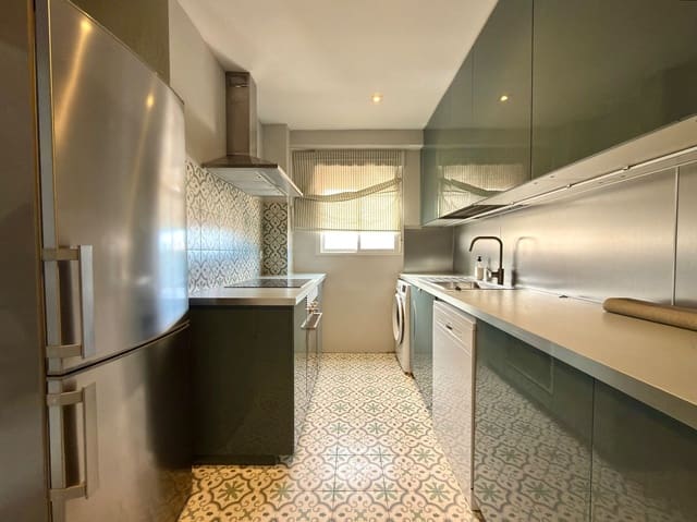 2 slaapkamer Flat te huur in El Puerto, Dénia - € 1.300 (Ref: 9585387)