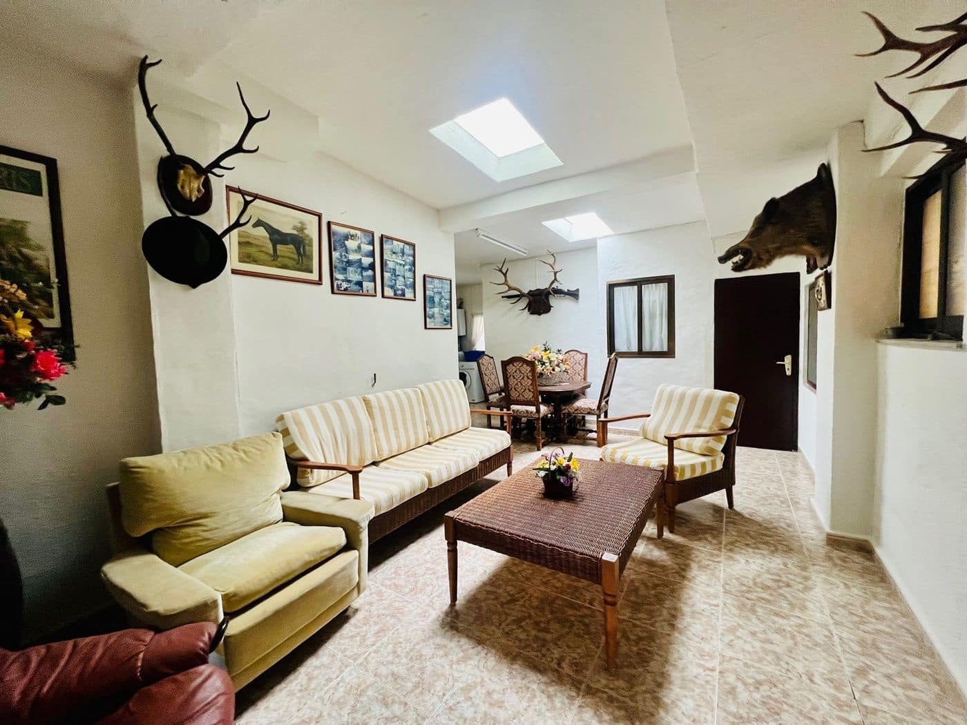 8 makuuhuone Huvila myytävänä paikassa Pedreguer mukana uima-altaan 
autotalli - 584 000 € (Ref: 9651228)