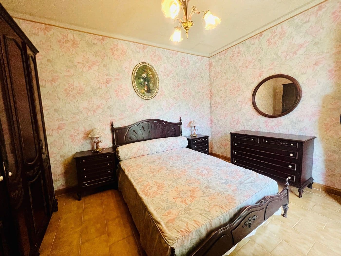 8 makuuhuone Huvila myytävänä paikassa Pedreguer mukana uima-altaan 
autotalli - 584 000 € (Ref: 9651228)