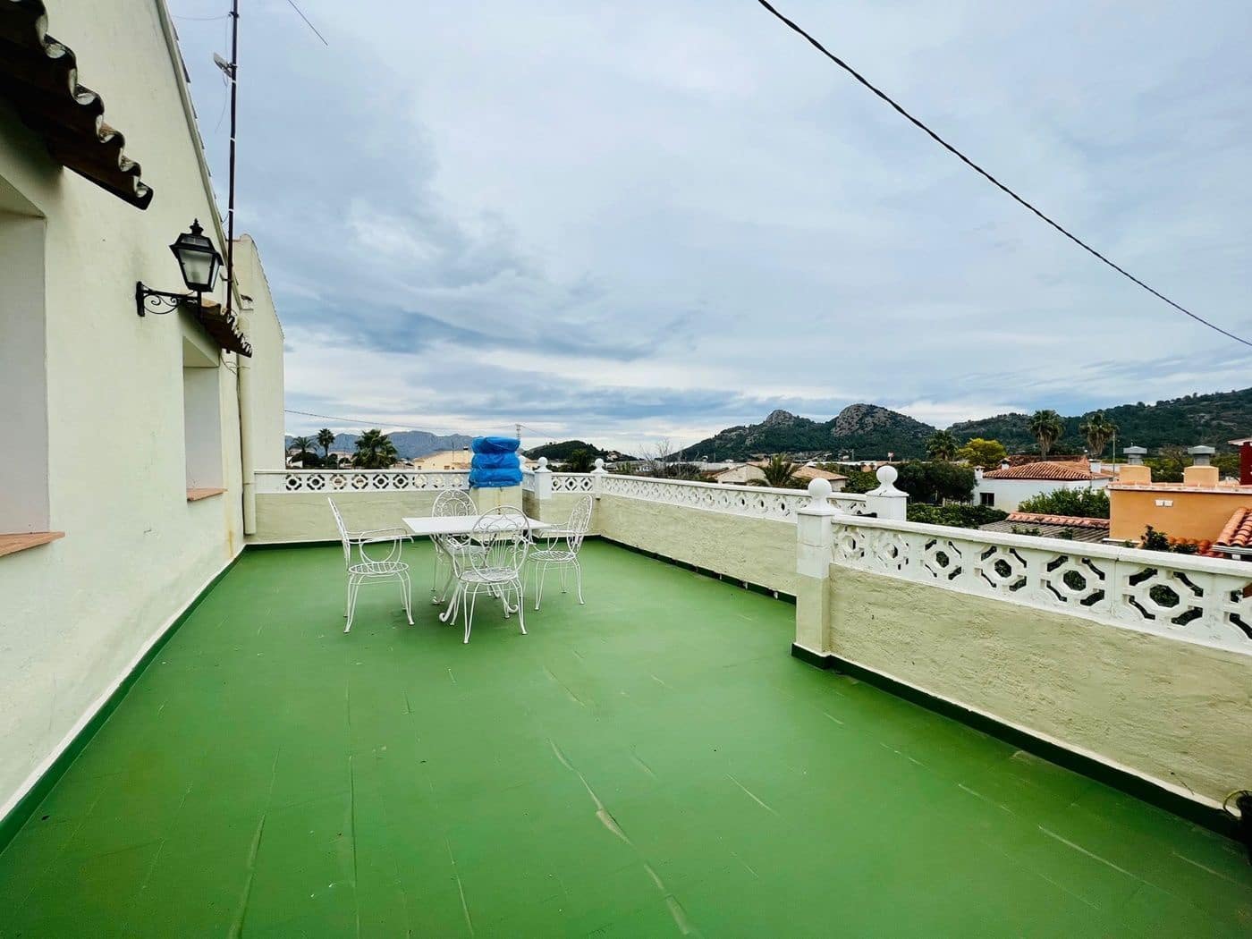 8 makuuhuone Huvila myytävänä paikassa Pedreguer mukana uima-altaan 
autotalli - 584 000 € (Ref: 9651228)