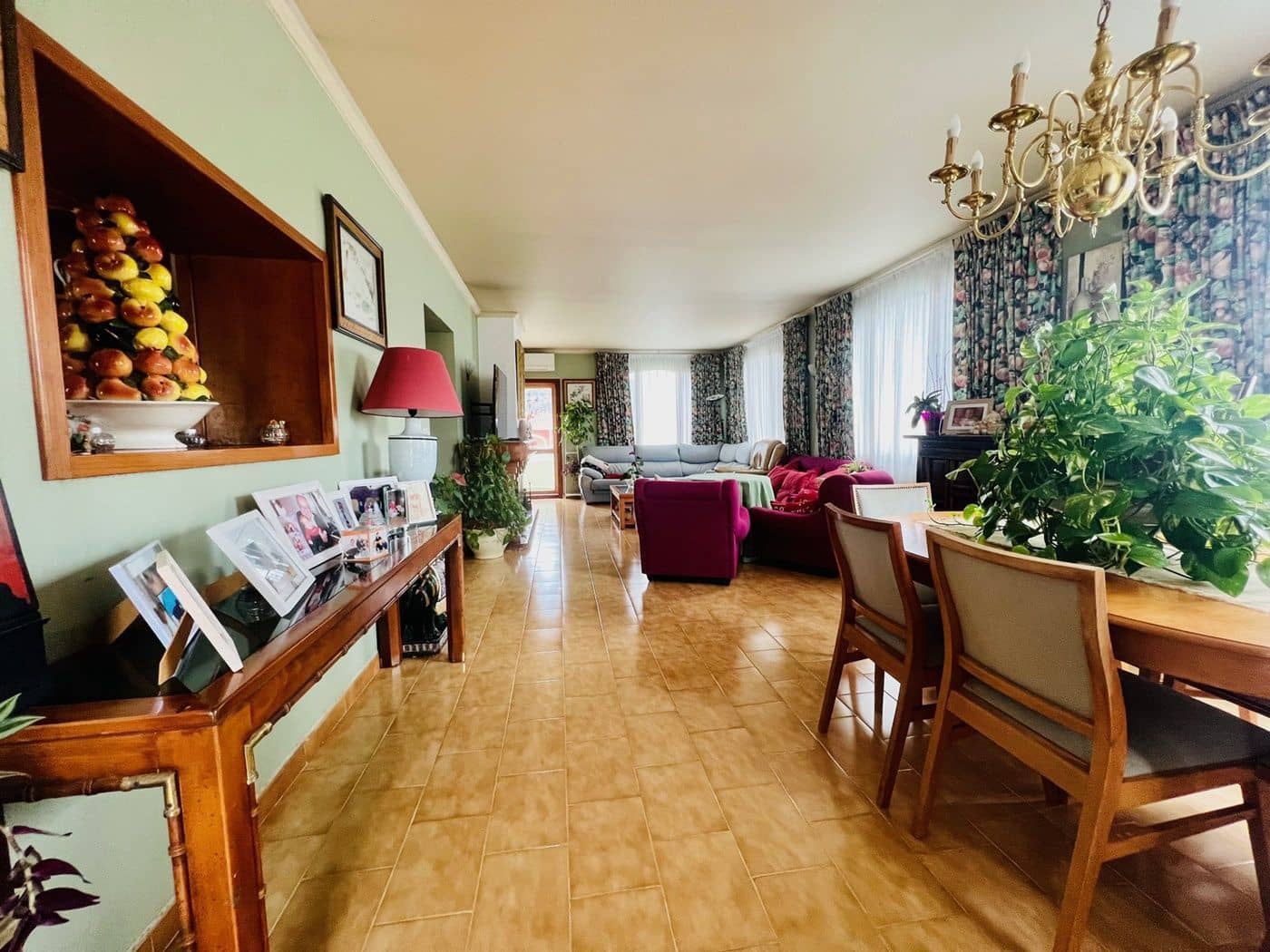 8 makuuhuone Huvila myytävänä paikassa Pedreguer mukana uima-altaan 
autotalli - 584 000 € (Ref: 9651228)