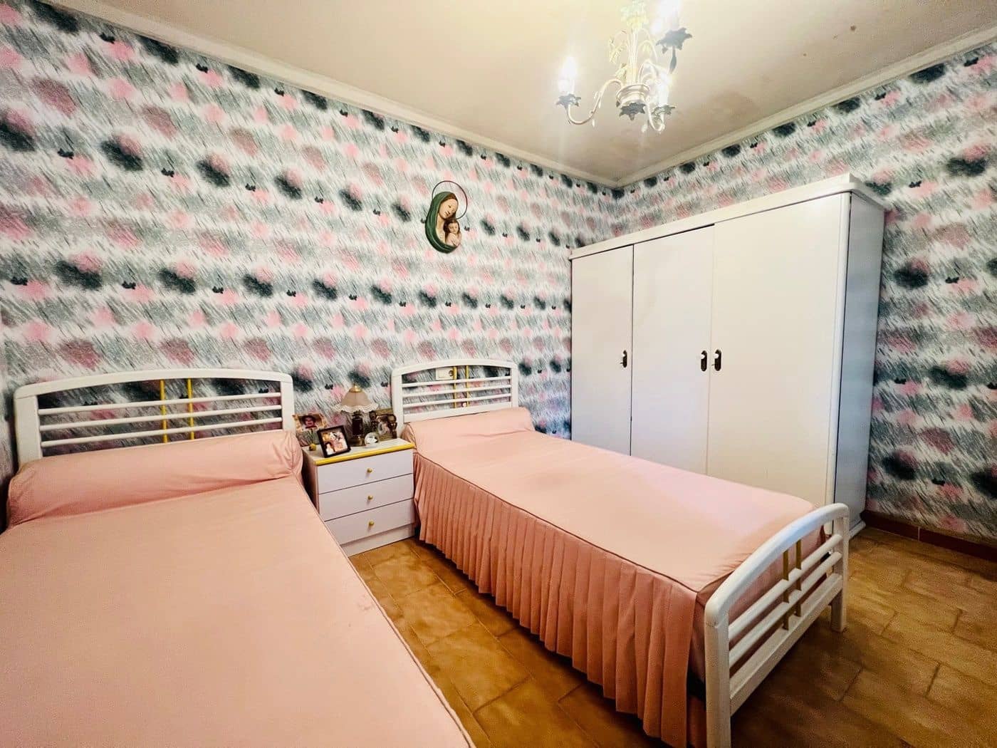 8 makuuhuone Huvila myytävänä paikassa Pedreguer mukana uima-altaan 
autotalli - 584 000 € (Ref: 9651228)