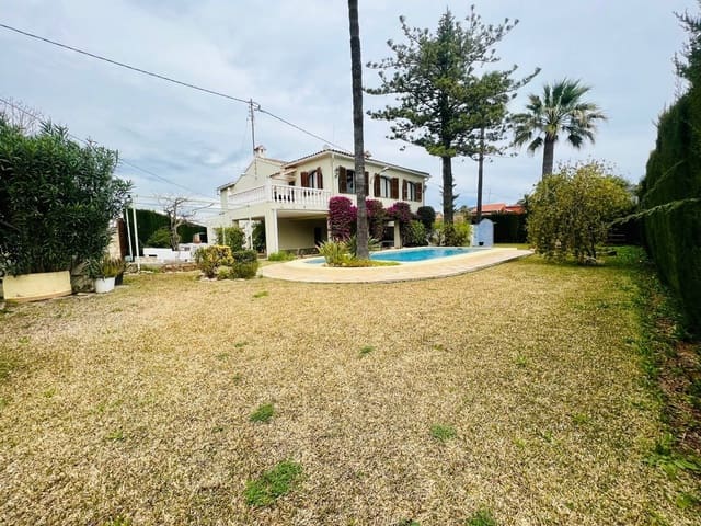 8 makuuhuone Huvila myytävänä paikassa Pedreguer mukana uima-altaan 
autotalli - 584 000 € (Ref: 9651228)