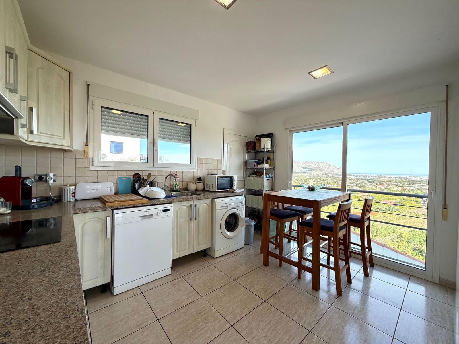 Chalet de 3 habitaciones en Pedreguer en venta con piscina garaje - 450.000 € (Ref: 9690021)