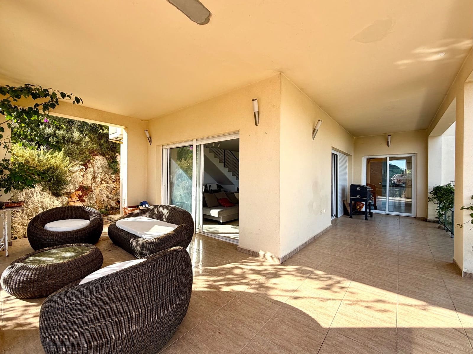 Chalet de 3 habitaciones en Pedreguer en venta con piscina garaje - 450.000 € (Ref: 9690021)